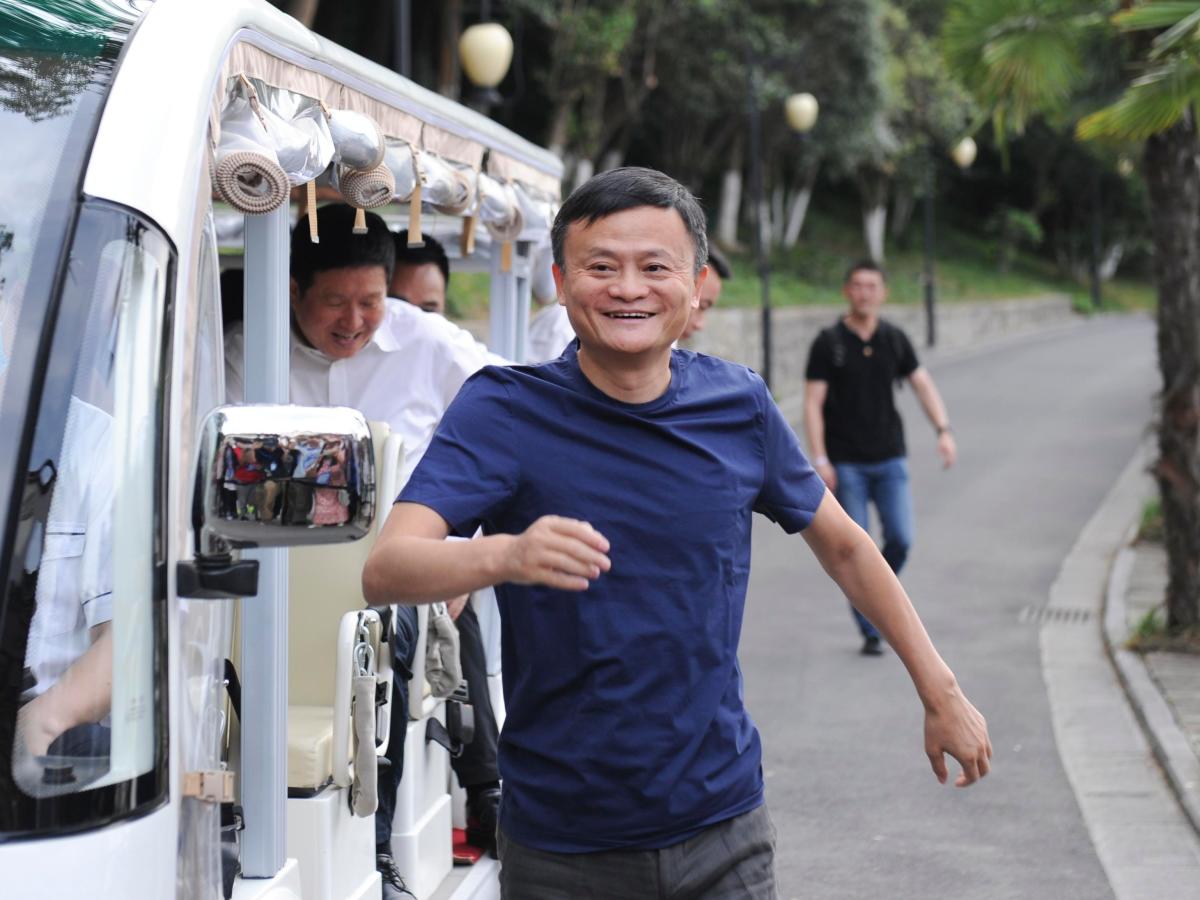 Jack Ma started off as a school teacher and built China's Amazon. But 3 years after Beijing cracked down on his tech businesses, Ma's now turned to farming.